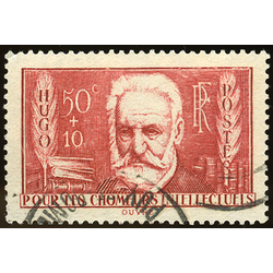 N°332 - 1 Timbre de France oblitéré.