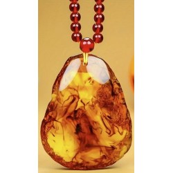 Collier Pendentif en résine naturelle d'Ambre avec chaîne de perle rouge