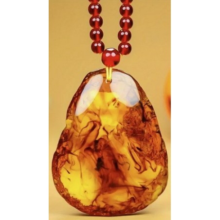 Collier Pendentif en résine naturelle d'Ambre avec chaîne de perle rouge