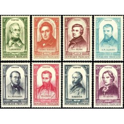 N°795-802 - 8 TIMBRES DE FRANCE NEUF ** DE LUXE.